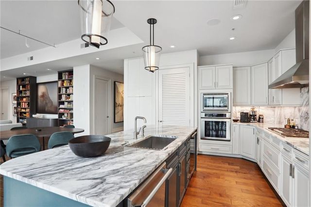 1065 Peachtree Street NE 3005, Atlanta, GA 30309
