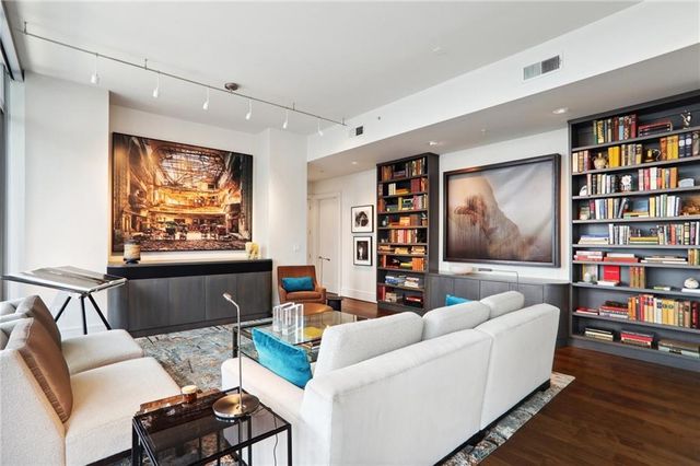 1065 Peachtree Street NE 3005, Atlanta, GA 30309