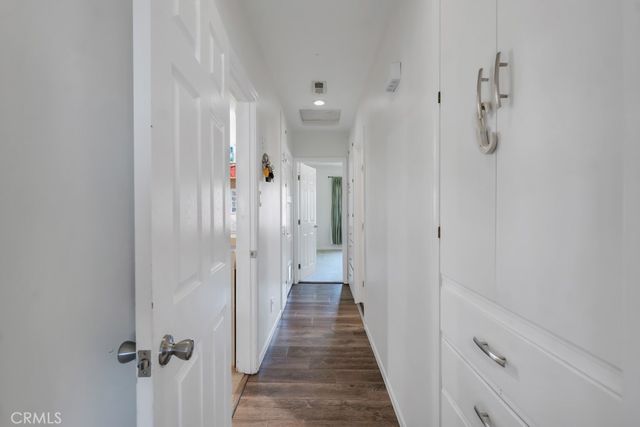 16040 Parthenia, North Hills, CA 91343