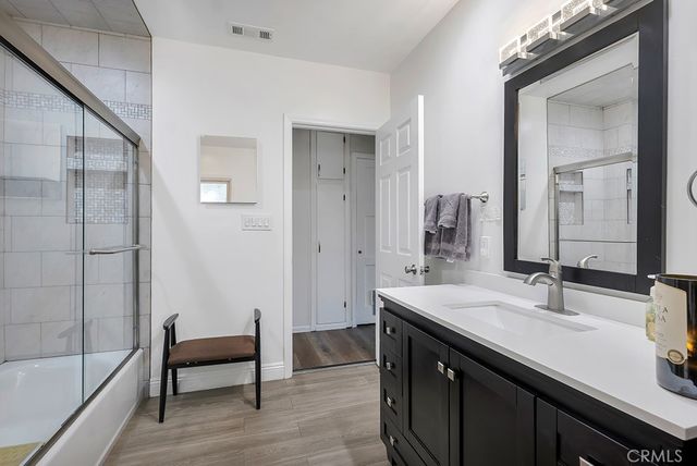 16040 Parthenia, North Hills, CA 91343