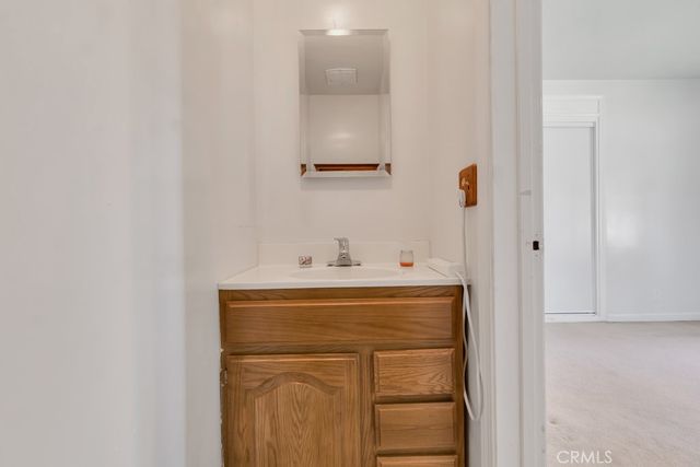 16040 Parthenia, North Hills, CA 91343