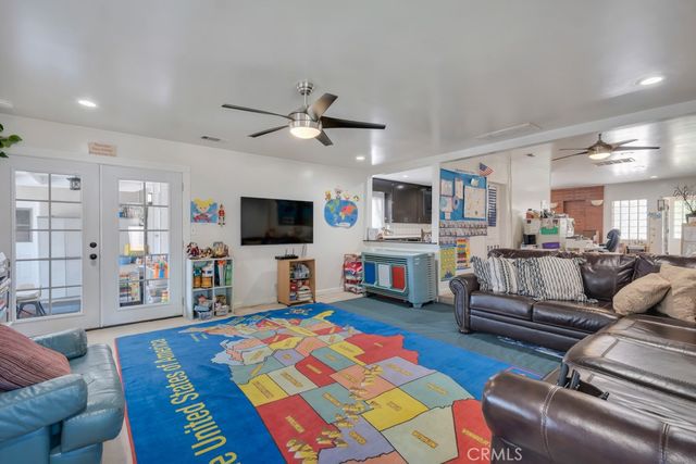 16040 Parthenia, North Hills, CA 91343