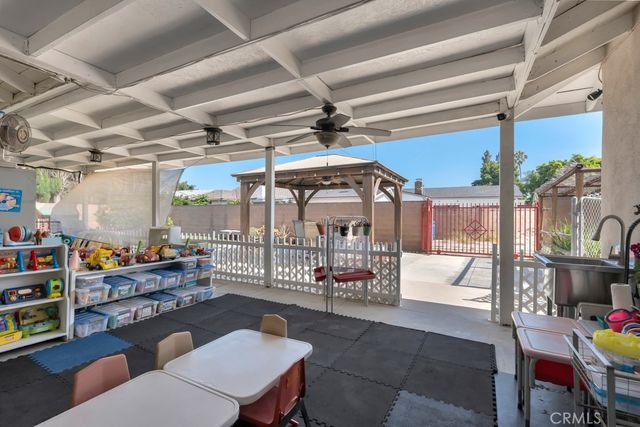 16040 Parthenia, North Hills, CA 91343
