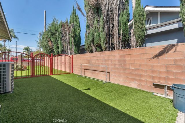 16040 Parthenia, North Hills, CA 91343