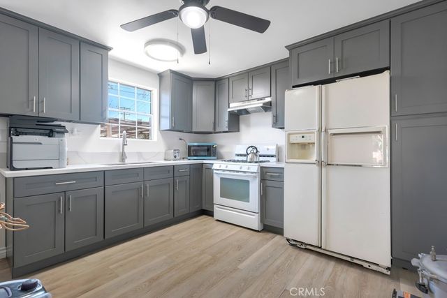 16040 Parthenia, North Hills, CA 91343