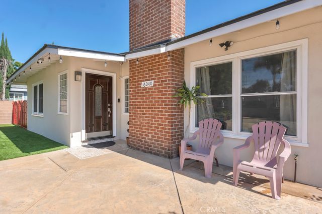 16040 Parthenia, North Hills, CA 91343
