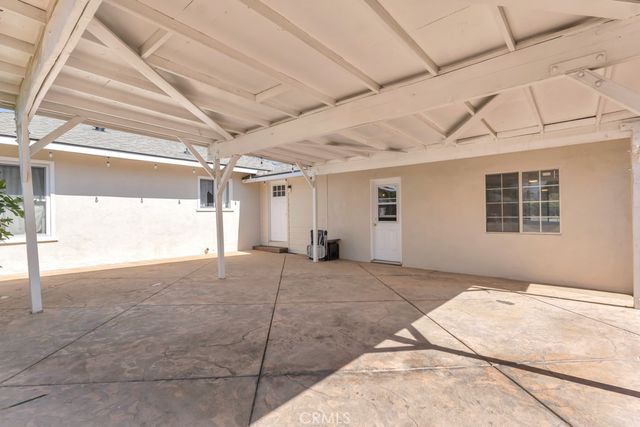 16040 Parthenia, North Hills, CA 91343