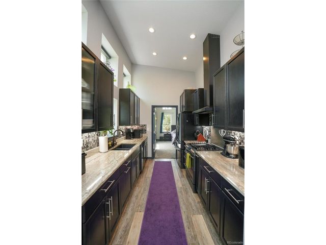 1404 Rowell Dr, Lyons, CO 80540
