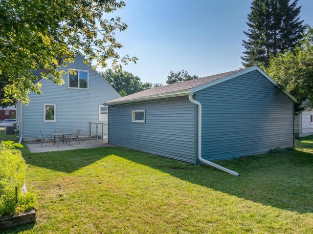 1409 7th Avenue NW, Rochester, MN 55901
