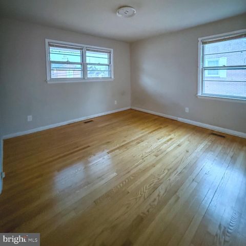 8305 FORT FOOTE RD, Fort Washington, MD 20744