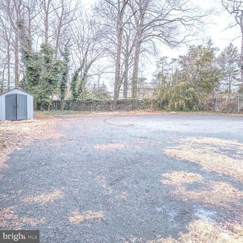 8305 FORT FOOTE RD, Fort Washington, MD 20744