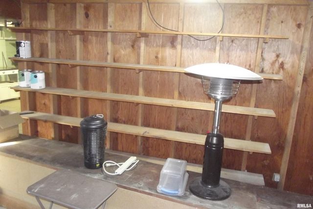 37 CRESTVIEW Drive, Chatham, IL 62629