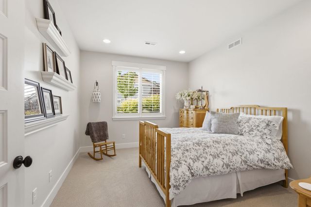 2604 S Seabiscuit Dr, Veradale, WA 99037