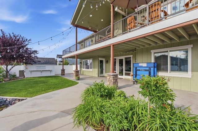 2604 S Seabiscuit Dr, Veradale, WA 99037