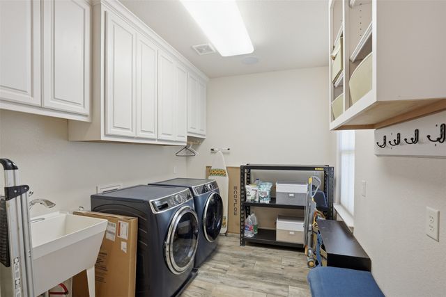 5225 County Road 304 Road, Grandview, TX 76050