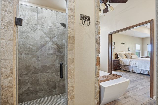 5225 County Road 304 Road, Grandview, TX 76050