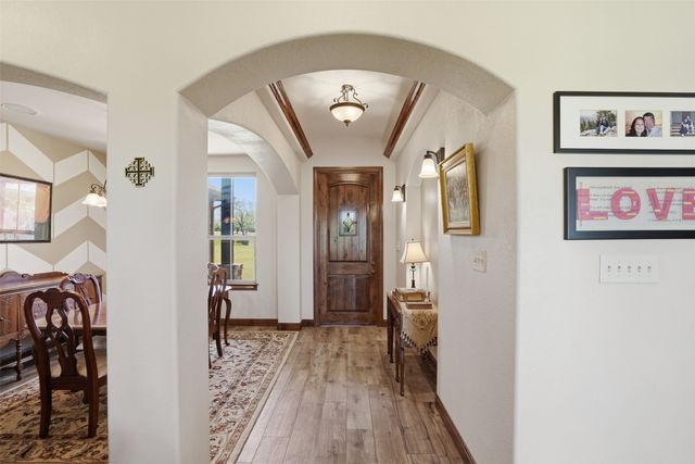 5225 County Road 304 Road, Grandview, TX 76050