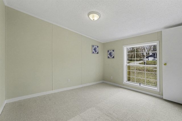 625 E Main Street, Fennville, MI 49408