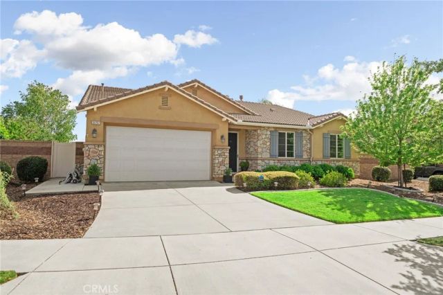 31757 Dove Court, Yucaipa, CA 92399