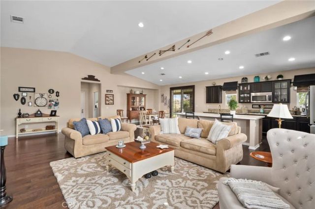 31757 Dove Court, Yucaipa, CA 92399