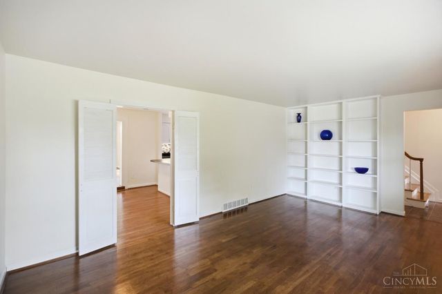 1046 Eastland Terrace, Anderson Twp, OH 45230