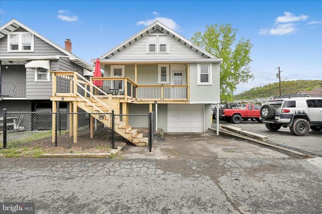141 HOOVER ST, Schuylkill Haven, PA 17972