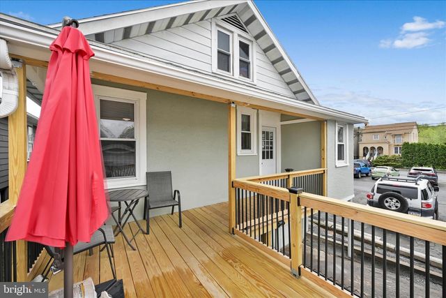 141 HOOVER ST, Schuylkill Haven, PA 17972