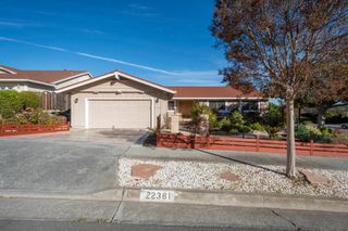 22381 Carnoustie Court, Cupertino, CA 95014