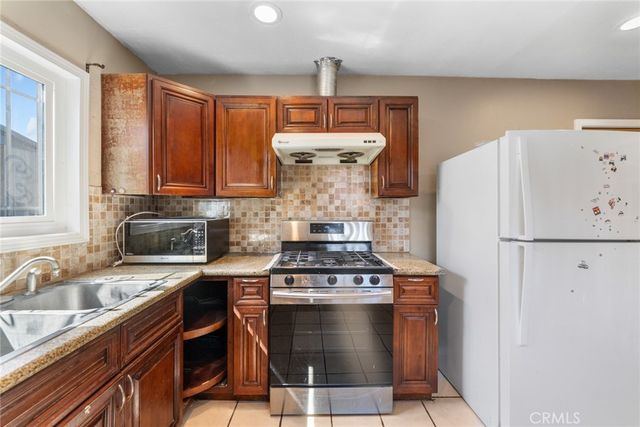 1059 Aileron Avenue, La Puente, CA 91744