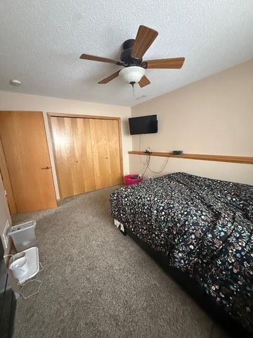 2300 22nd Drive SW, Austin, MN 55912