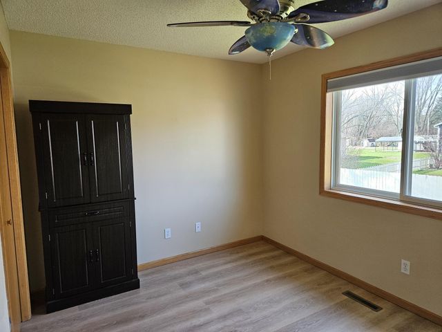 2300 22nd Drive SW, Austin, MN 55912