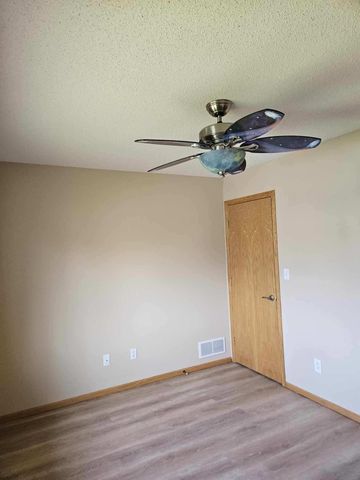2300 22nd Drive SW, Austin, MN 55912