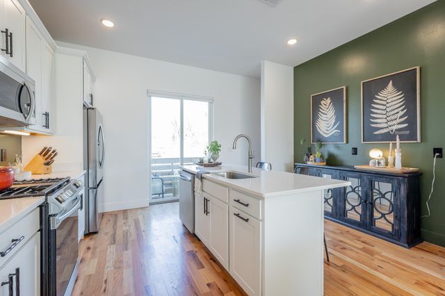 1665 Adams Street, Chattanooga, TN 37408