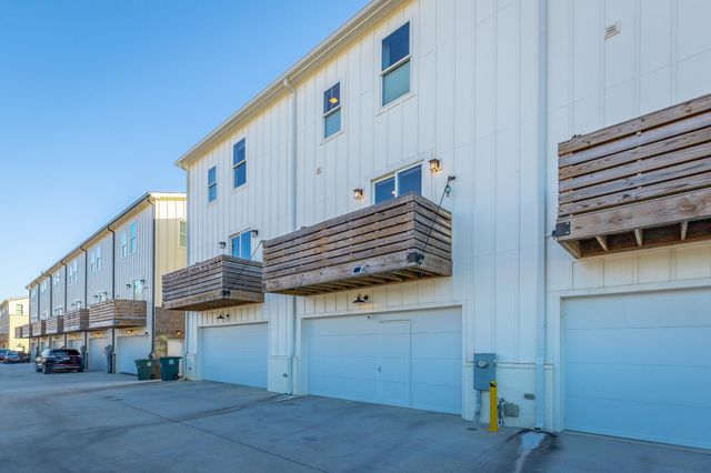 1665 Adams Street, Chattanooga, TN 37408