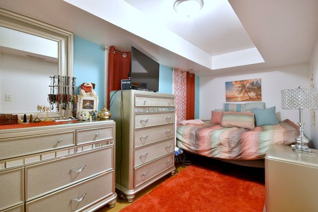 1814 N Sawyer Avenue, Chicago, IL 60647