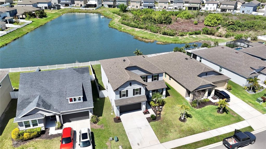 Image 1 of property listing at 4420 HOLLOW STUMP RUN, Palmetto, FL 34221