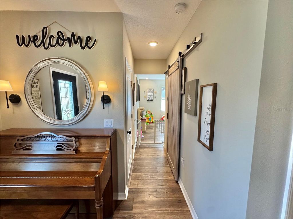 Image 18 of property listing at 4420 HOLLOW STUMP RUN, Palmetto, FL 34221