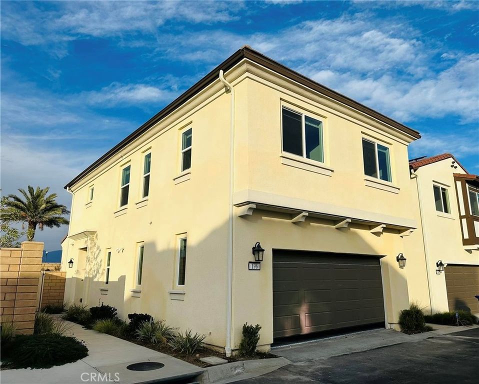 196 Bonita Lane, Rialto, CA 92376