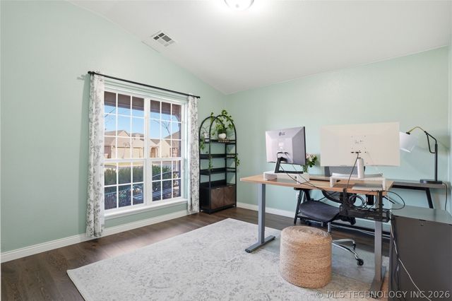 9009 N 157th East Avenue, Owasso, OK 74055