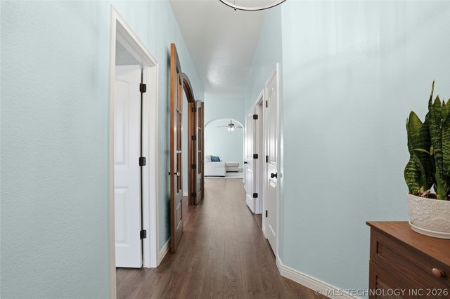 9009 N 157th East Avenue, Owasso, OK 74055