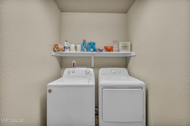 279 Granite Court, Dayton, NV 89403