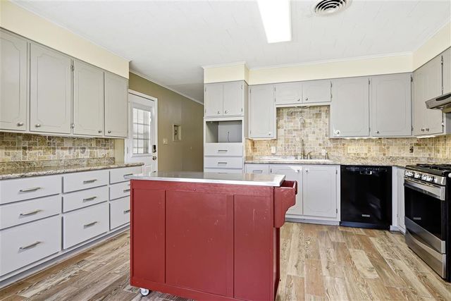 1115 Norwood Drive, Jennings, LA 70546