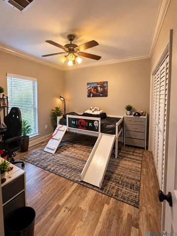10357 Crooked Creek Ln, Denham Springs, LA 70726