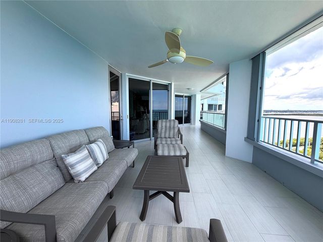 5200 N Ocean Drive 1801, Singer Island, FL 33404