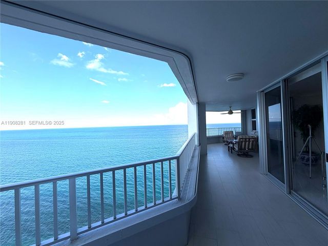 5200 N Ocean Drive 1801, Singer Island, FL 33404
