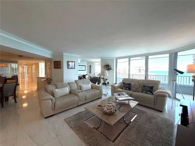 5200 N Ocean Drive 1801, Singer Island, FL 33404