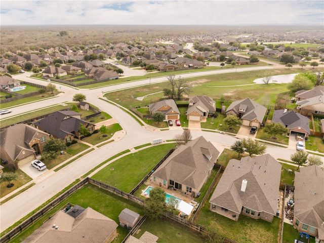 4121 Shallow Creek Loop, College Station, TX 77845