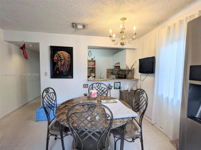 5256 W 24th Ave 5-3, Hialeah, FL 33016