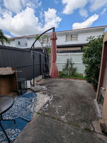 5256 W 24th Ave 5-3, Hialeah, FL 33016