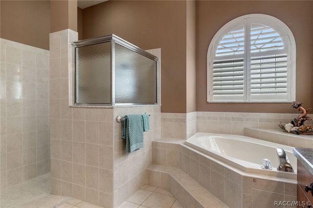 13 Matricaria Court, Homosassa, FL 34446